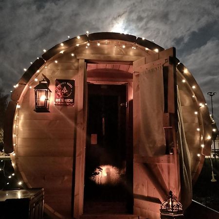 Ruhig Gelegene, Top Moderne Ferienwohnung - Hot Tub Und Sauna Gegen Aufpreis Neuhaus an Der Eger 外观 照片