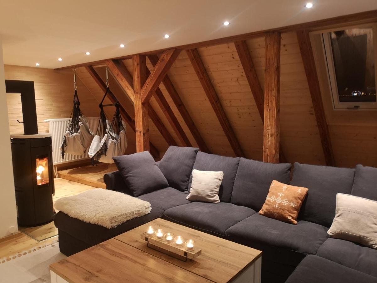 Ruhig Gelegene, Top Moderne Ferienwohnung - Hot Tub Und Sauna Gegen Aufpreis Neuhaus an Der Eger 外观 照片