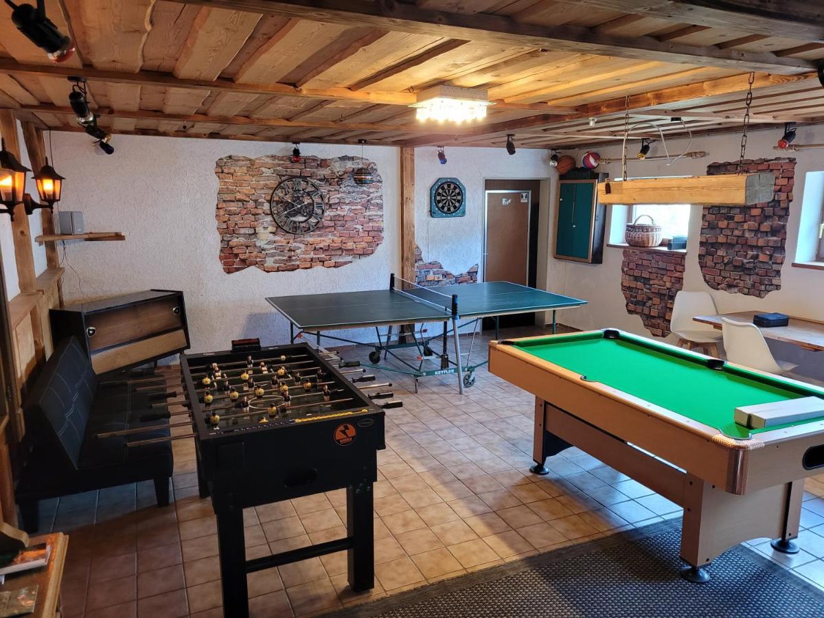 Ruhig Gelegene, Top Moderne Ferienwohnung - Hot Tub Und Sauna Gegen Aufpreis Neuhaus an Der Eger 外观 照片