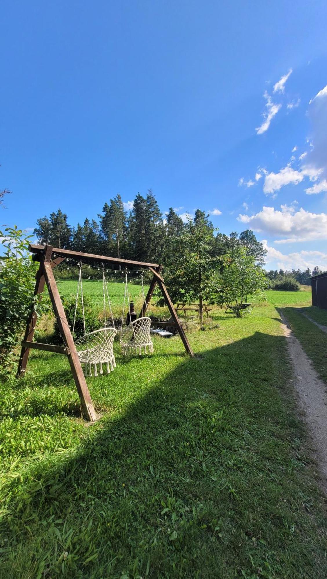 Ruhig Gelegene, Top Moderne Ferienwohnung - Hot Tub Und Sauna Gegen Aufpreis Neuhaus an Der Eger 外观 照片